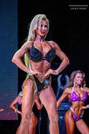 BIKINI МАСТЕРА +40